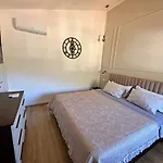 Apartman Attic With Terrace And View Sora
