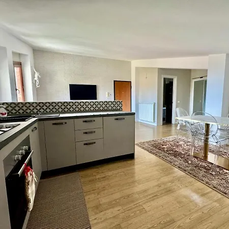 Attic With Terrace And View Appartamento *