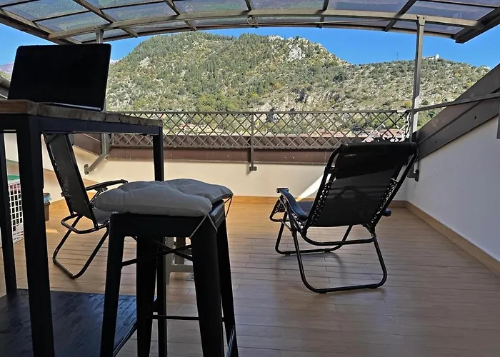 Apartmán Attic With Terrace And View *