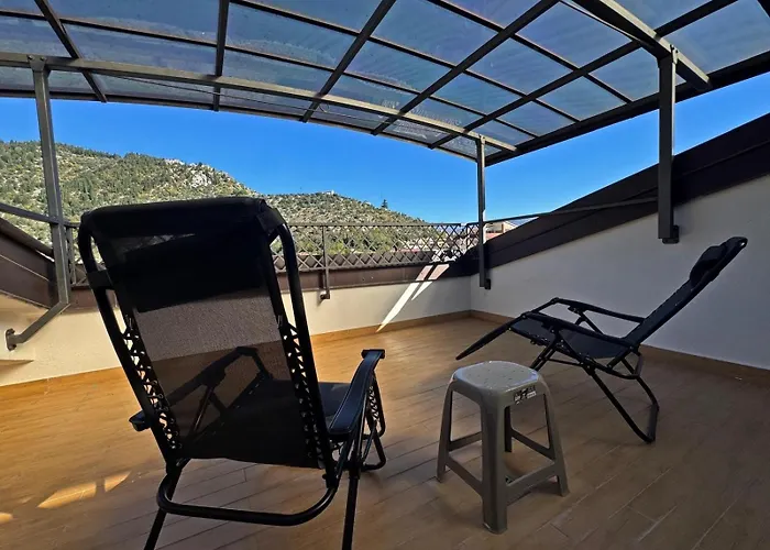 Attic With Terrace And View Apartmán